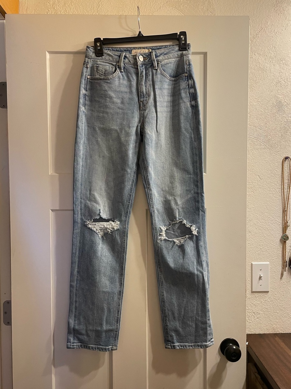 Unpublished Jeans